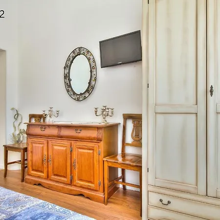 Boutique Mediteran * פורץ