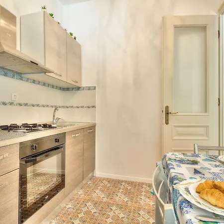 Boutique Mediteran * פורץ