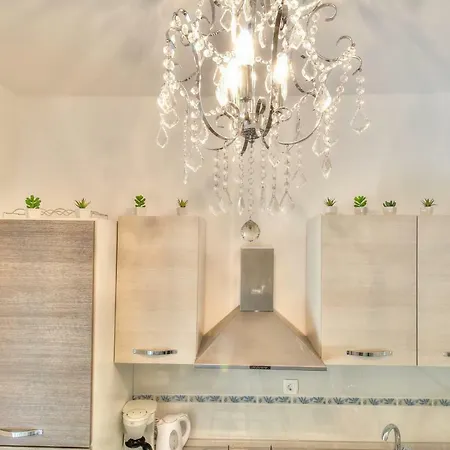 Boutique Mediteran * פורץ