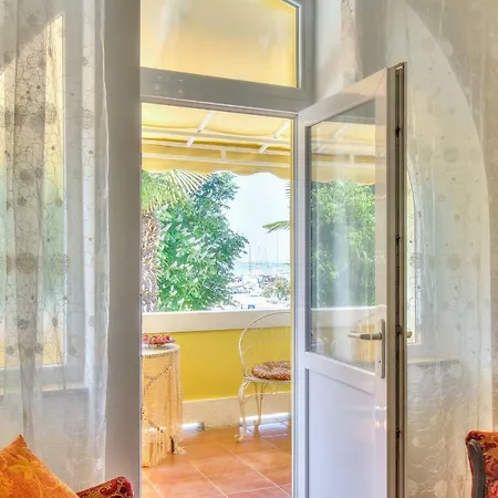 شقة Boutique Mediteran