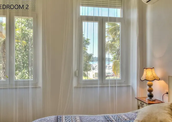 Boutique Mediteran 波雷奇