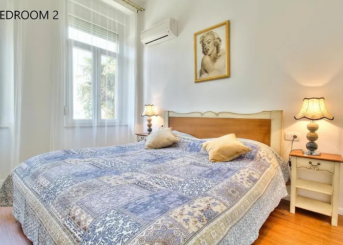 Boutique Mediteran 公寓 *