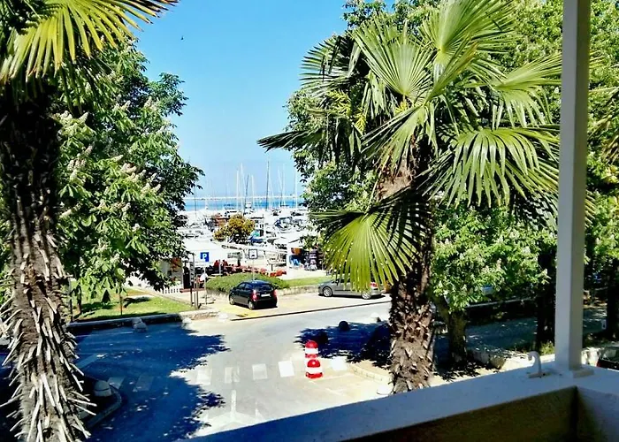 Boutique Mediteran 公寓